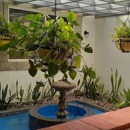 Hotel El Almendro Managua Eksteriør billede