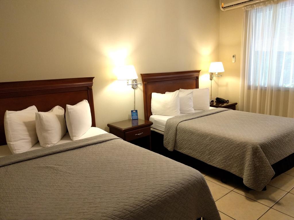 Hotel El Almendro Managua Eksteriør billede