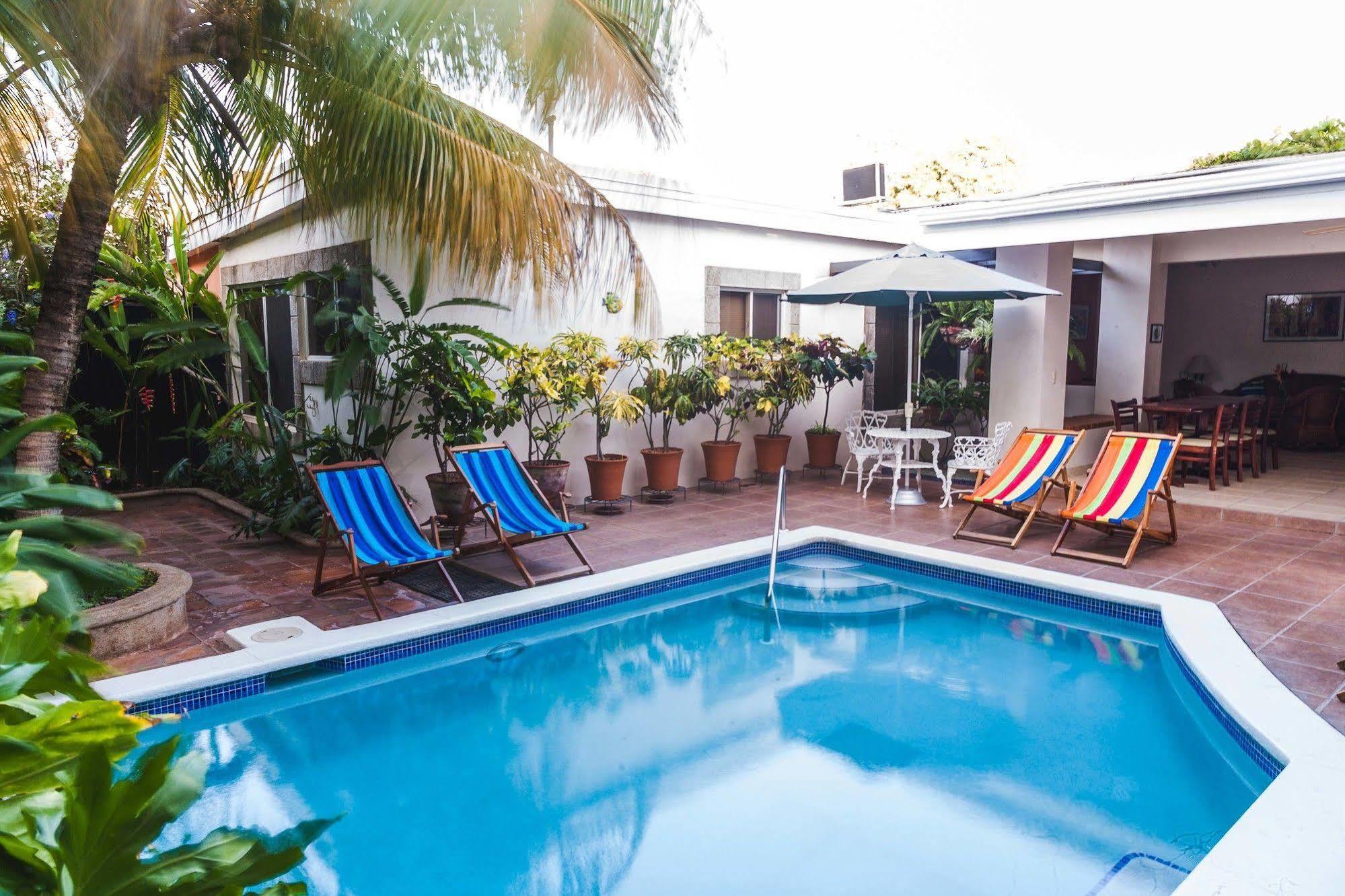 Hotel El Almendro Managua Eksteriør billede